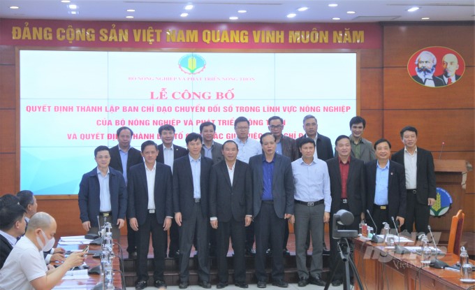 Lễ công bố Quyết định thành lập Ban Chỉ đạo Chuyển đổi số trong lĩnh vực nông nghiệp